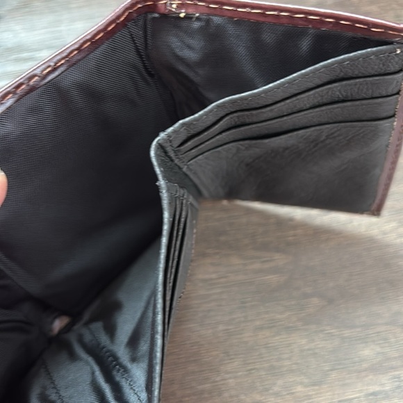 Justin Boots Genuine Leather,tooled yolk,hair hide,RFID Tri-fold Western wallet - Picture 6 of 9